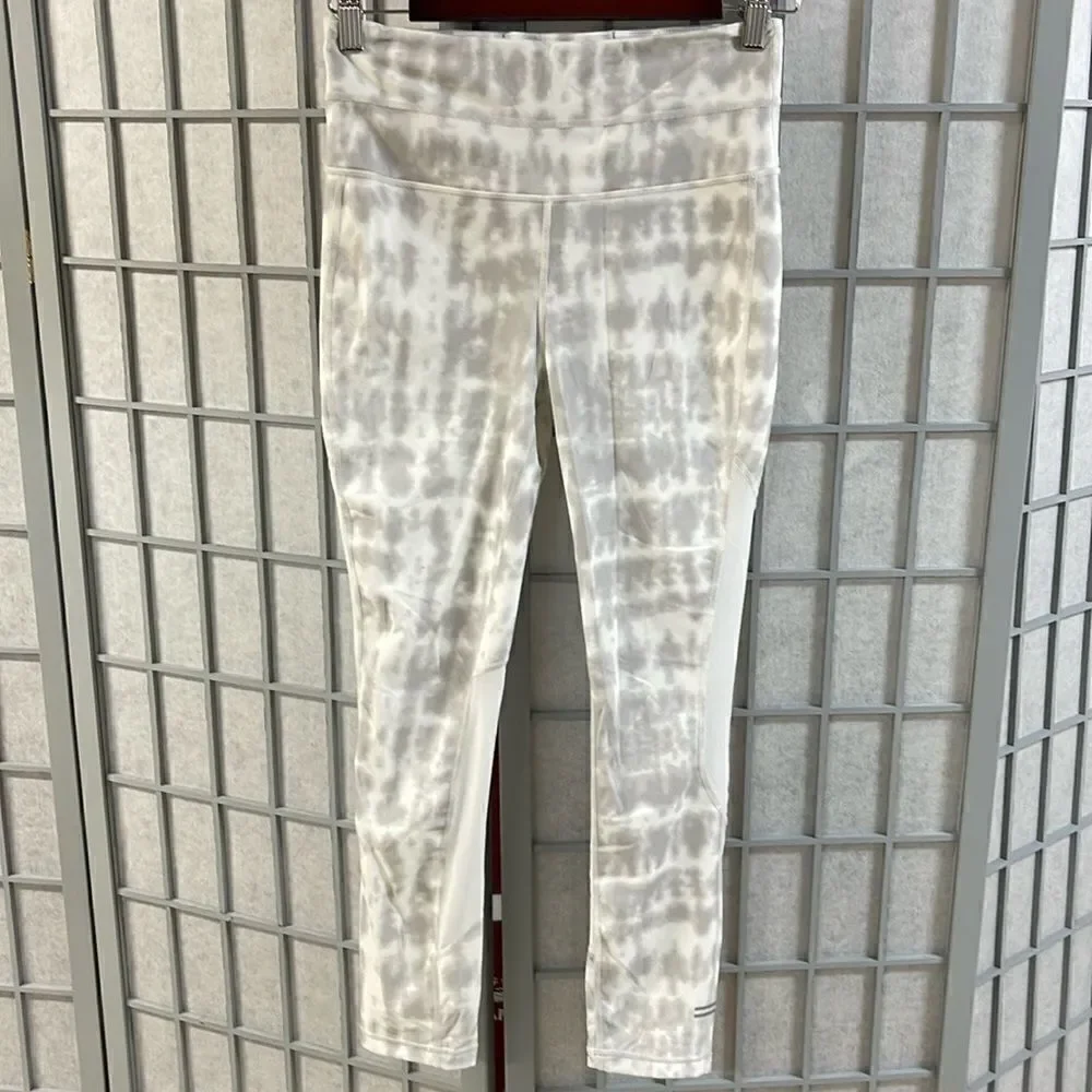 Laurier & Co. 7/8 Legging With Mesh Inserts, Size Small - Picture 2 of 6